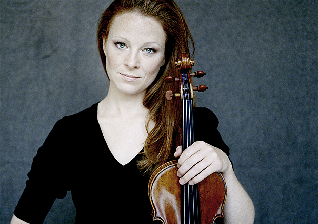 Carolin Widmann - © Marco Borggreve
